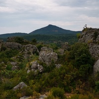 Photo de France - Le Cirque de Mourèze et le Lac du Salagou